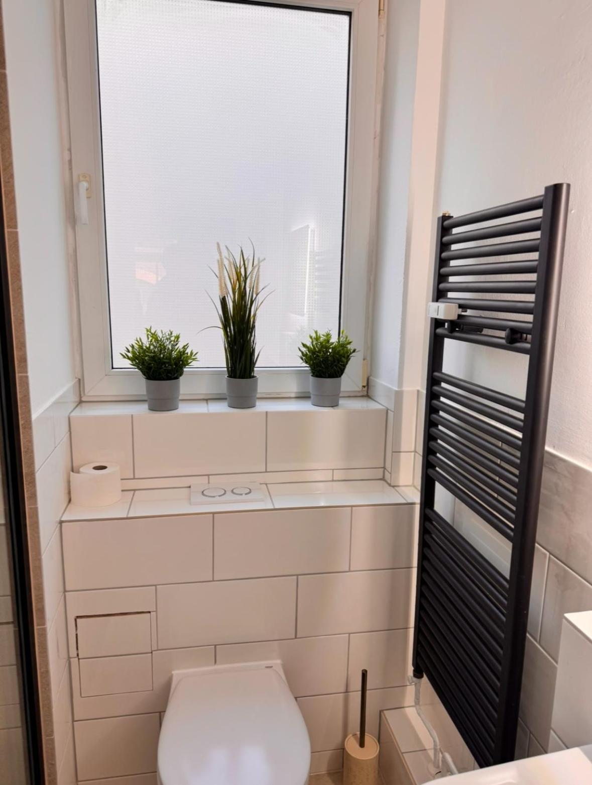New Apartment In Magdeburg Buckau - Waschmaschine, Smart-Tv, Neues Badezimmer Extérieur photo